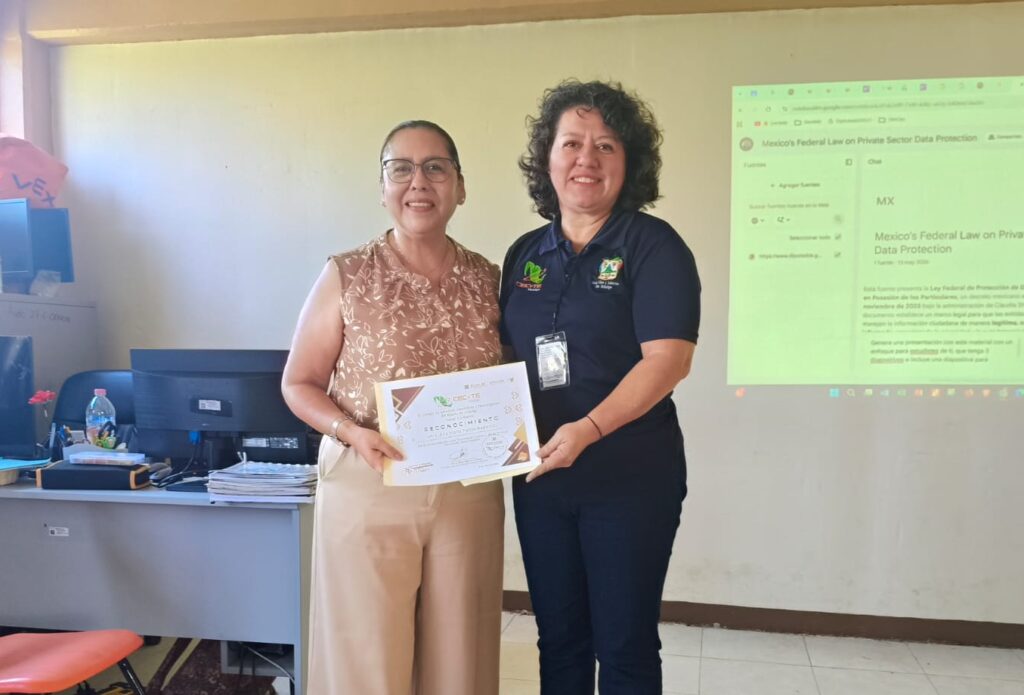 UTHH capacita a docentes en herramientas digitales