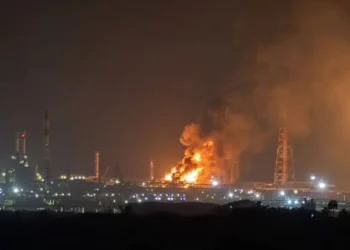 Explosión en refinería de Pemex en Salina Cruz deja seis trabajadores lesionados