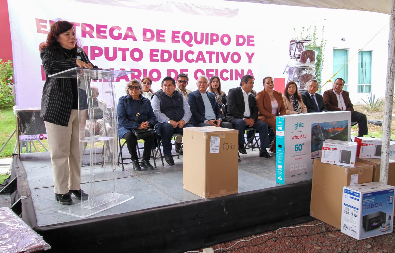 IHE fortalece espacios escolares en Actopan