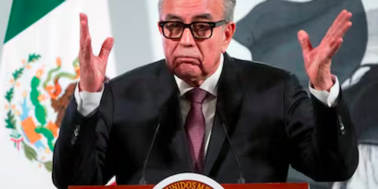 Rocha Moya desaparece mientras Interpol activa orden de captura internacional