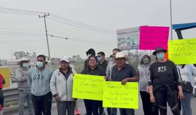 Campesinos de Tonanitla bloquean carretera que conecta Ecatepec con el AIFA