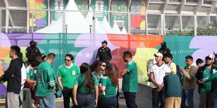 Abren puertas del Estadio Ciudad de México para la inauguración del Mundial