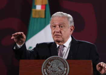 López Obrador vuelve para respaldar a Sheinbaum, no para rendir cuentas.
