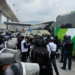 Denuncian bloqueo de autobuses con manifestantes de Ayotzinapa en Tlalpan.