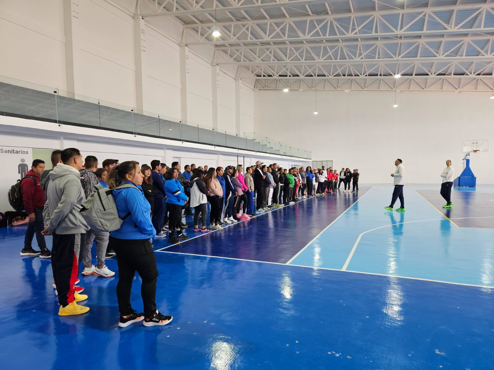 Fortalece IHE la enseñanza del baloncesto escolar en educación básica