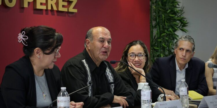 Impulsa IHE alianzas estratégicas para fortalecer la alfabetización inicial en Hidalgo