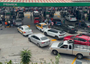CNTE provoca compras de pánico y agrava crisis de gasolina en Oaxaca.