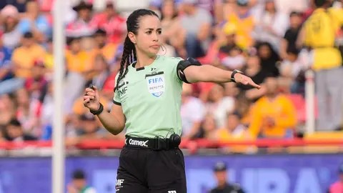 Katia Itzel orgullo azteca: será primera árbitra mexicana central en un Mundial