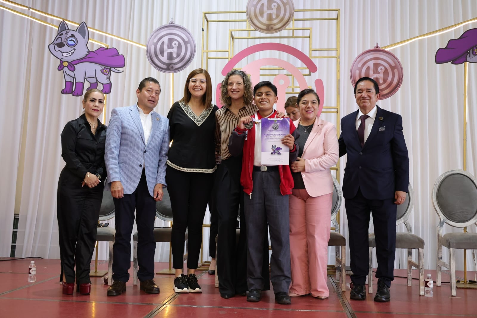 Premia SEPH a ganadores de la Olimpiada Hidalguense de Informática 2026