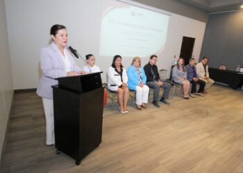 Fortalece IHE actualización académica en educación básica