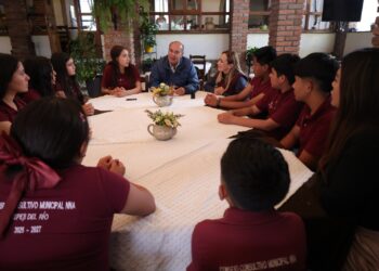 Natividad Castrejón escucha propuestas del Consejo Consultivo infantil y juvenil de Tepeji