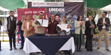 Firman convenio para establecer campus virtual de la UNIDEH en El Arenal