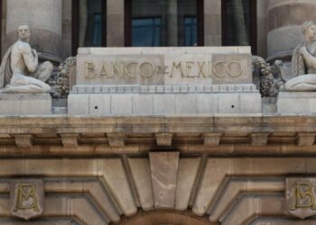 Banxico frena recortes y congela tasa en 6.50% ante incertidumbre económica