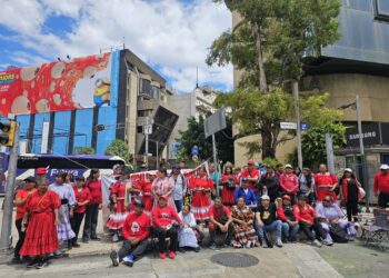 Oaxaca cierra filas con la CNTE y rechaza regresar a clases