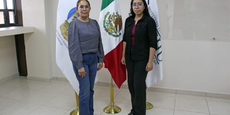Estudiante del ITESHU presenta proyecto de educación financiera ante CITNOVA