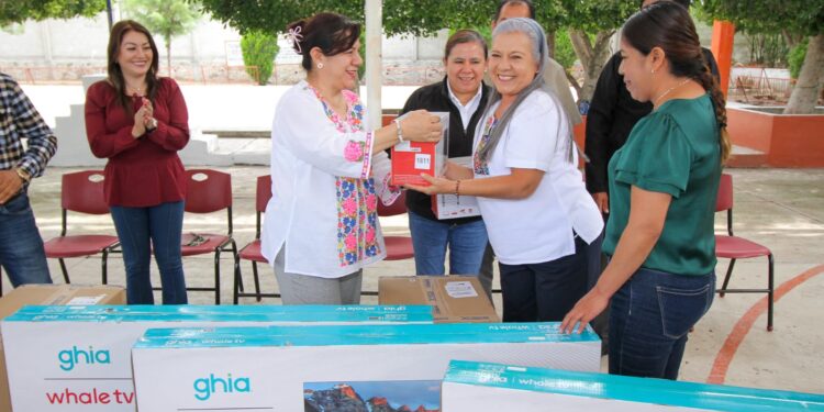 IHE fortalece equipamiento escolar en la Sierra Alta