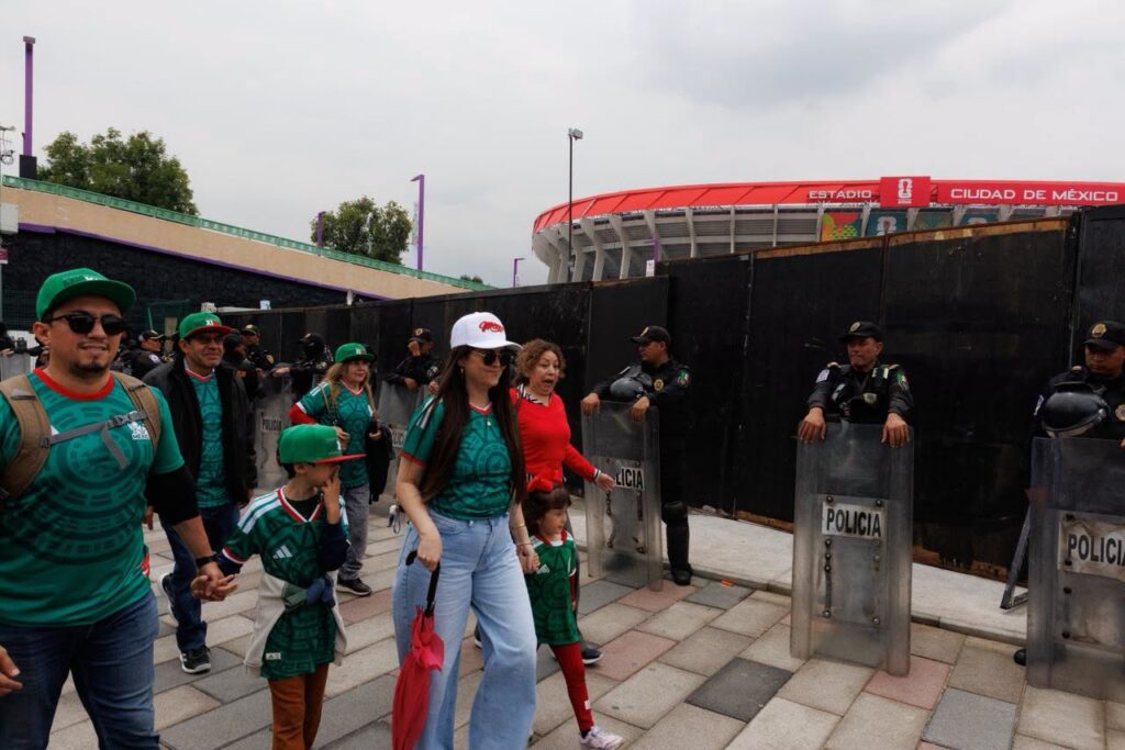 Operativo de 15 mil policías resguardará el México-Ecuador