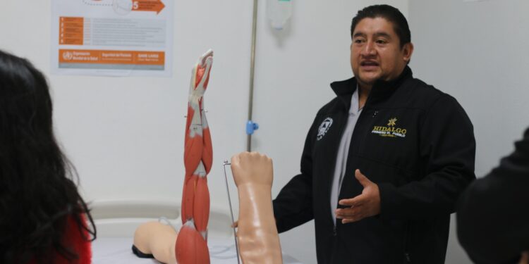 UTSH fortalece la formación clínica de estudiantes del área de la salud