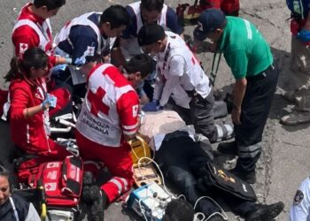 Muere aficionado alemán tras sufrir convulsión previo a inauguración del Mundial