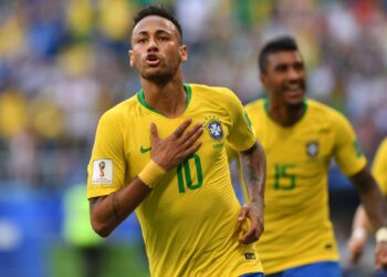 Brasil viaja sin Neymar; crece la incertidumbre sobre su debut mundialista