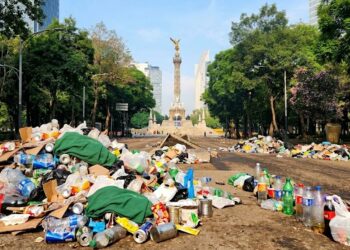 Del gol al tiradero: celebración del Tri deja caos y 40 toneladas de basura en CDMX