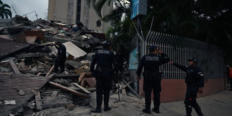 Terremoto de 7.1 sacude el centro de Venezuela; reportan colapso de edificios y fallas en servicios