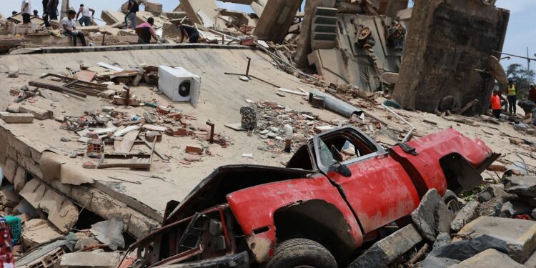 Suman 920 muertos y 50 mil desaparecidos tras devastadores sismos en Venezuela