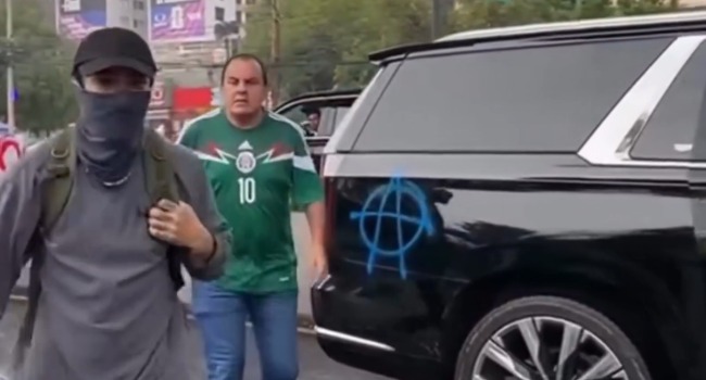 Acusan a Cuauhtémoc Blanco de embestir a manifestantes en Periférico Sur (VIDEO).
