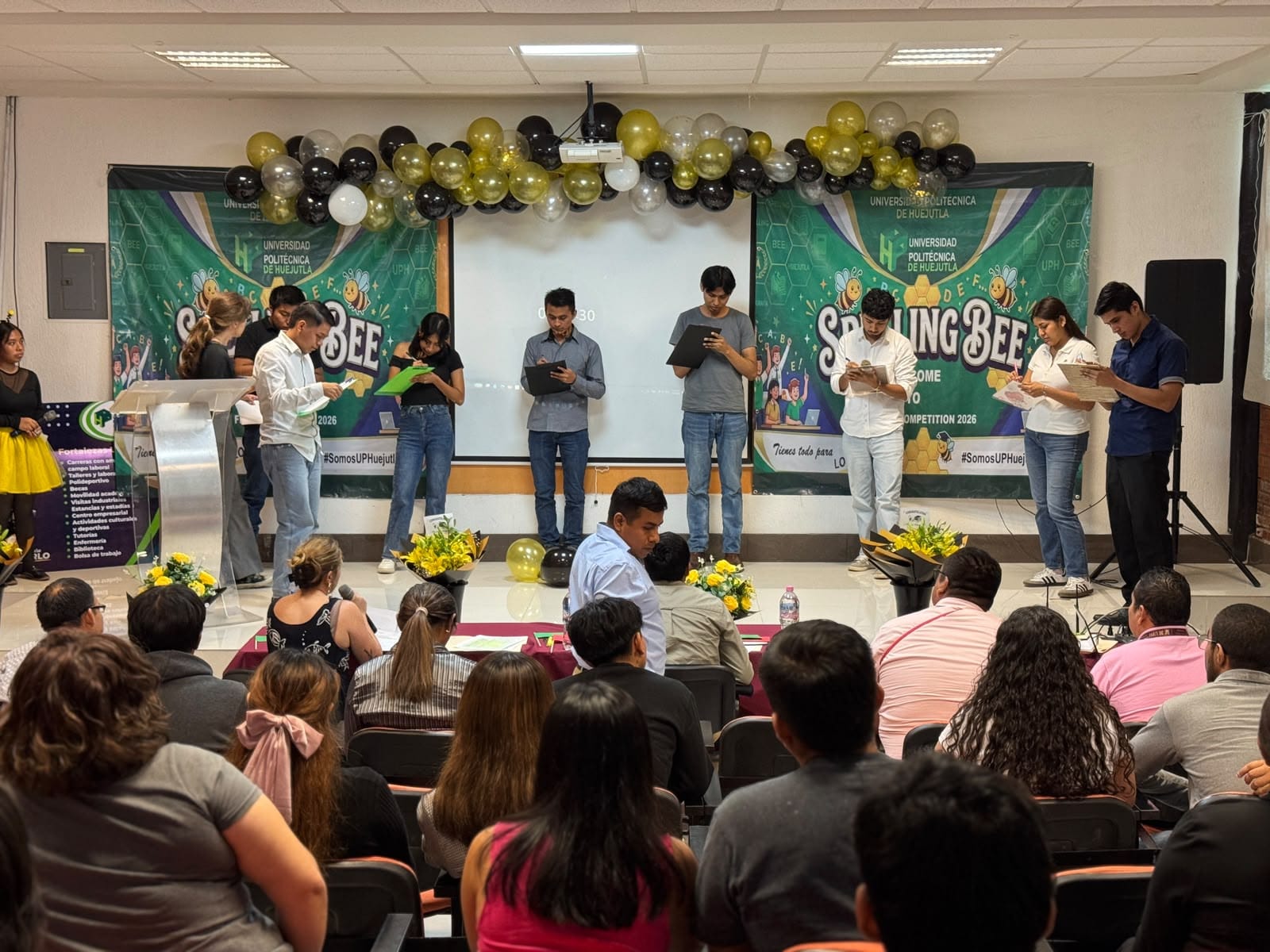 UPH fortalece el aprendizaje del inglés con el Primer Spelling Bee Competition