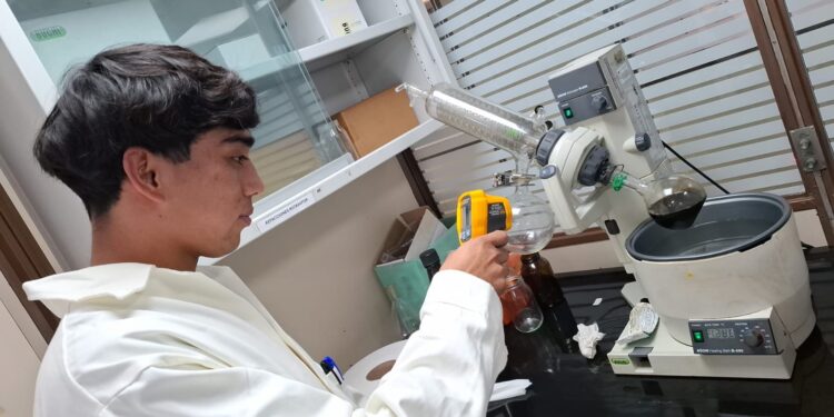 Estudiantes de la UPE realizan estadía profesional en el Instituto Mexicano del Petróleo
