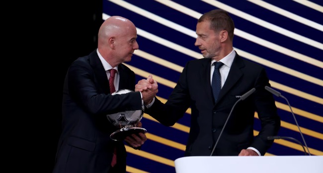 FIFA enfrenta rebelión de UEFA por proyecto para privatizar parte del Mundial.