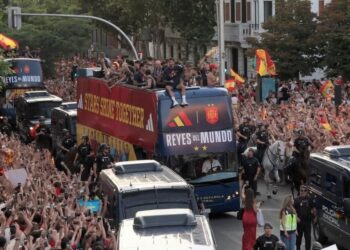 España bicampeona: Madrid se paraliza para recibir a los reyes del futbol mundial
