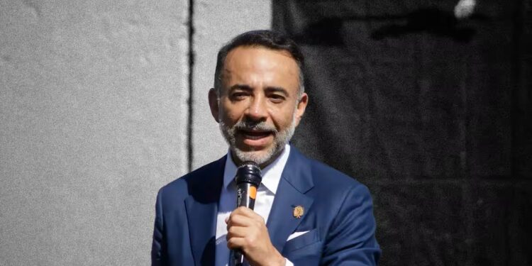 ¿Abuso de autoridad? Vinculan al alcalde de Metepec y el castigo no toca su puesto