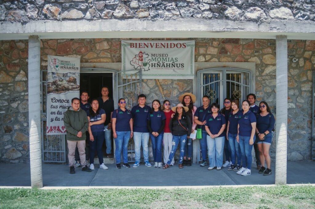 Participan estudiantes de UTVM en proyecto turístico para Tasquillo