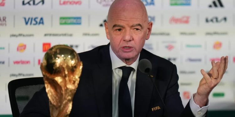 Infantino frena la privatización del Mundial