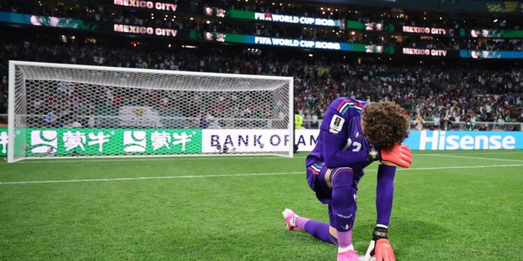 Memo Ochoa cuelga los guantes: "Lo entregué todo por México"
