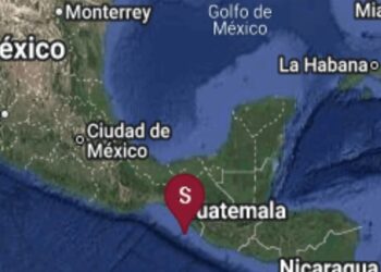 Sismo de 7.4 golpea el sur de México; vigilan el nivel del mar