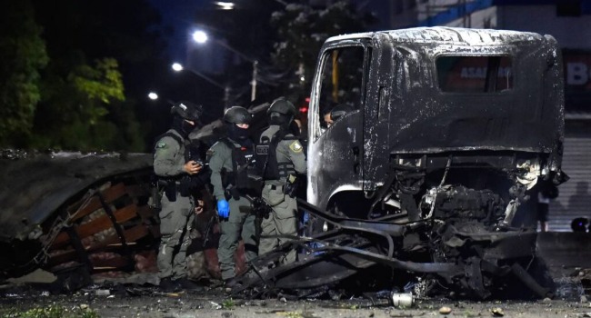 Explota camión bomba en Cúcuta, el atentado deja 11 heridos.