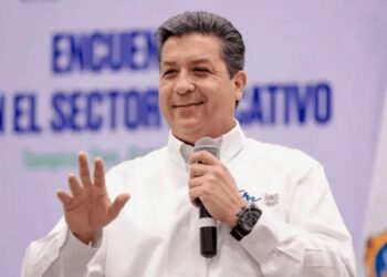 Tribunal mantiene congeladas las cuentas de Cabeza de Vaca y su familia.