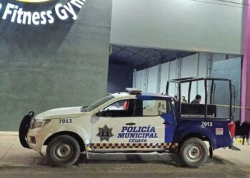 Amenazan con coronas fúnebres y disparos a negocios en Celaya.