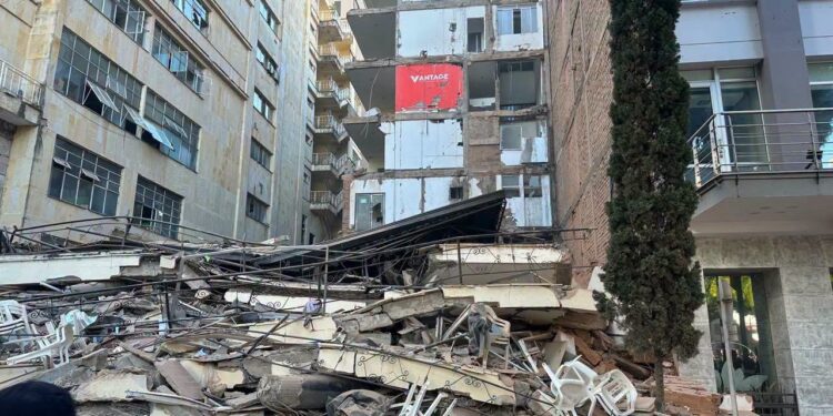 Colombia: Potente sismo de 7.4 deja destrozos y lesionados en Chocó (VIDEOS)