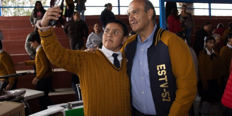 Fortalece IHE bienestar socioemocional de estudiantes