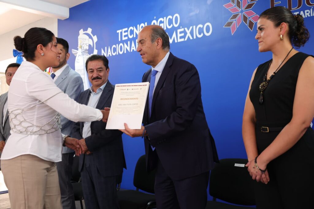 Destina Gobierno de Hidalgo más de 11.5 mdp en infraestructura para el ITSOEH