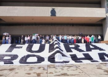 ¡Fuera Rocha! Empresarios y ciudadanos exigen cambio de gobierno en Sinaloa.