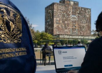 UNAM rompe contrato con Territorium Life tras fallas en examen de ingreso.