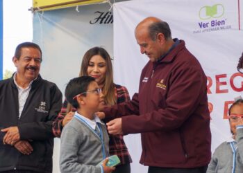 SEPH beneficia a más de 28 mil estudiantes con programa de salud visual