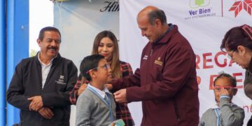 SEPH beneficia a más de 28 mil estudiantes con programa de salud visual