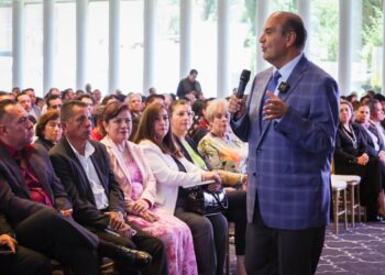 Natividad Castrejón encabeza encuentro con jefes de sector y supervisores de Educación Básica