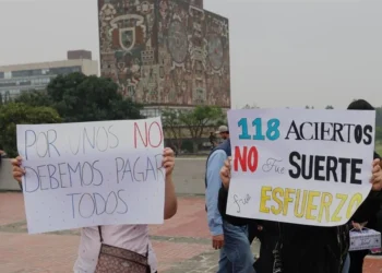 Admitidos de la UNAM marcharán el lunes en defensa de sus lugares
