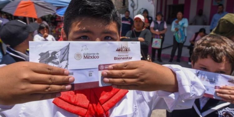 Listos los $2,500 para útiles escolares; será por alumno